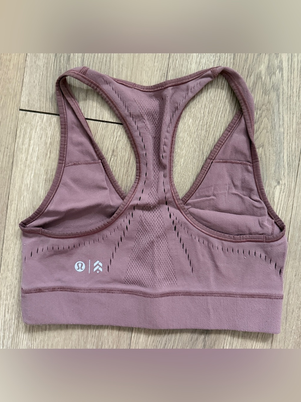 Lululemon x Barrys Mauve Womens Reveal Sports Bra Size 6